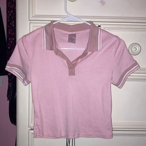 pink no boundaries collared tee